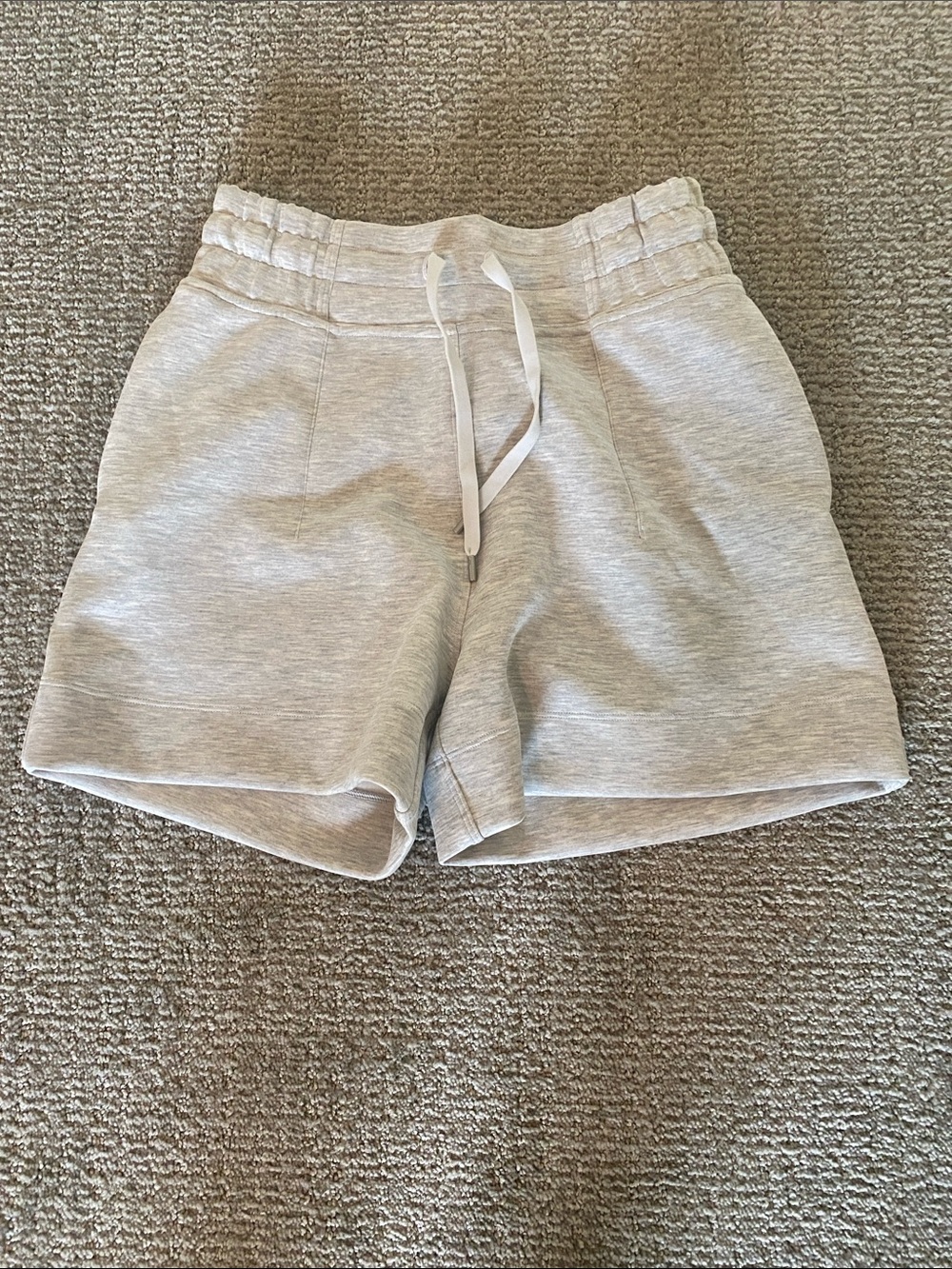 lululemon athletica Heathered Light Gray Athletic Lounge Shorts w side pockets.